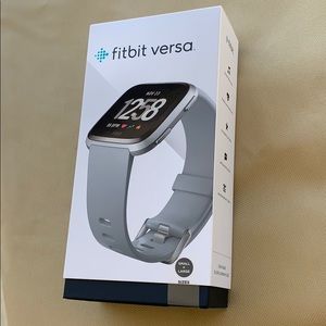 NWOT Fitbit Versa Grey/Silver Aluminum